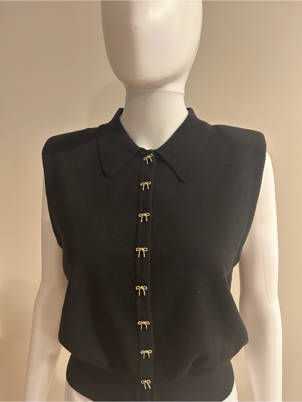 Astr The Label Black Sleeveless Collared Knit Top with Gold Bow Buttons

NWT